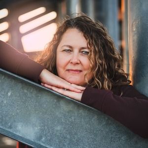 Meet your Posher, Lori